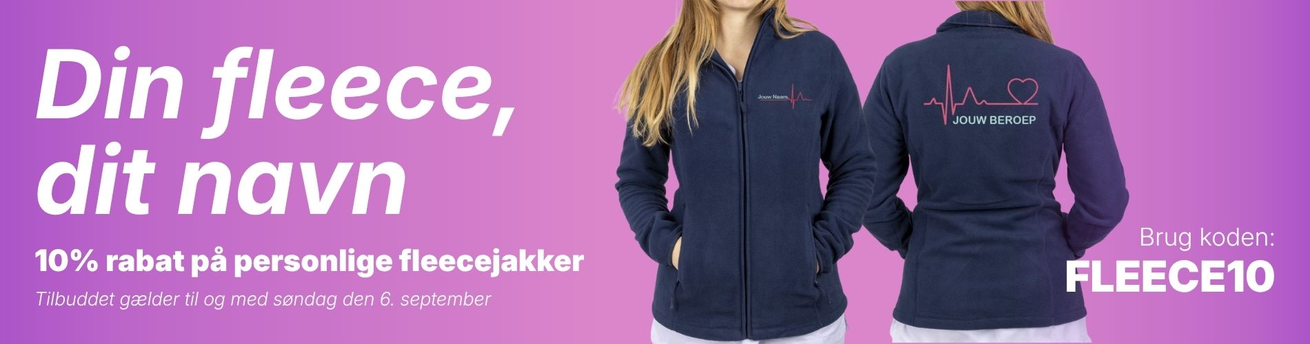 En marineblå fleecejakke til sundhedspersonale med et tilpasset pulslogo, ideel til varme under lange arbejdsskift.